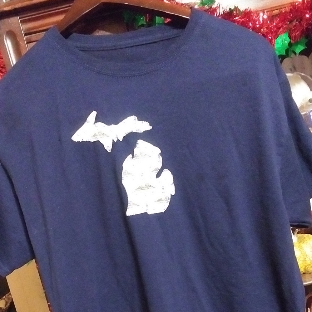 VINTAGE T-SHIRT
